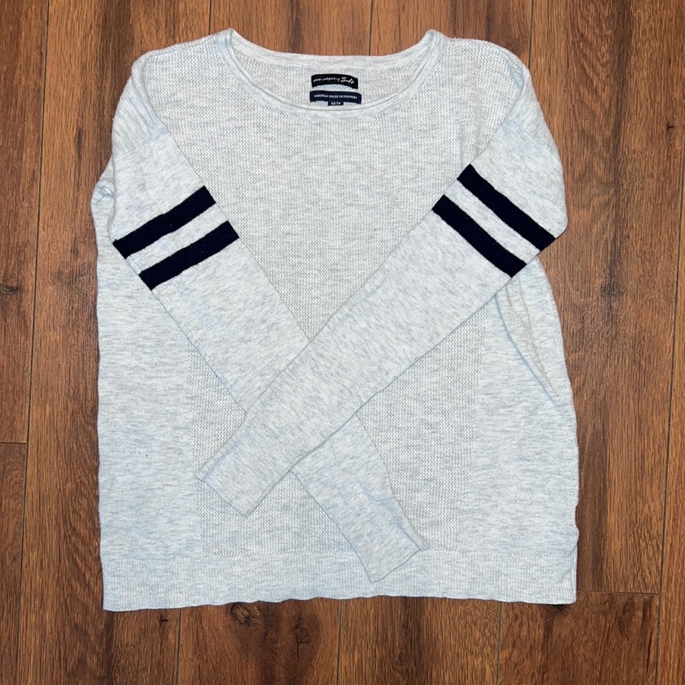 American Eagle Long Sleeve Tee
